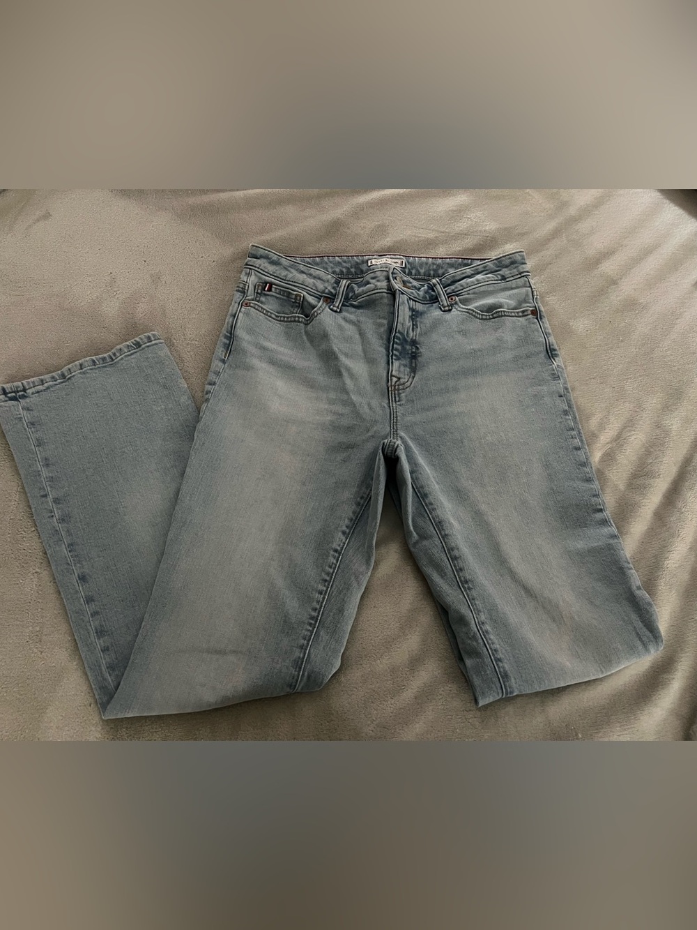Tommy Hilfiger Light Wash Bootcut Jeans